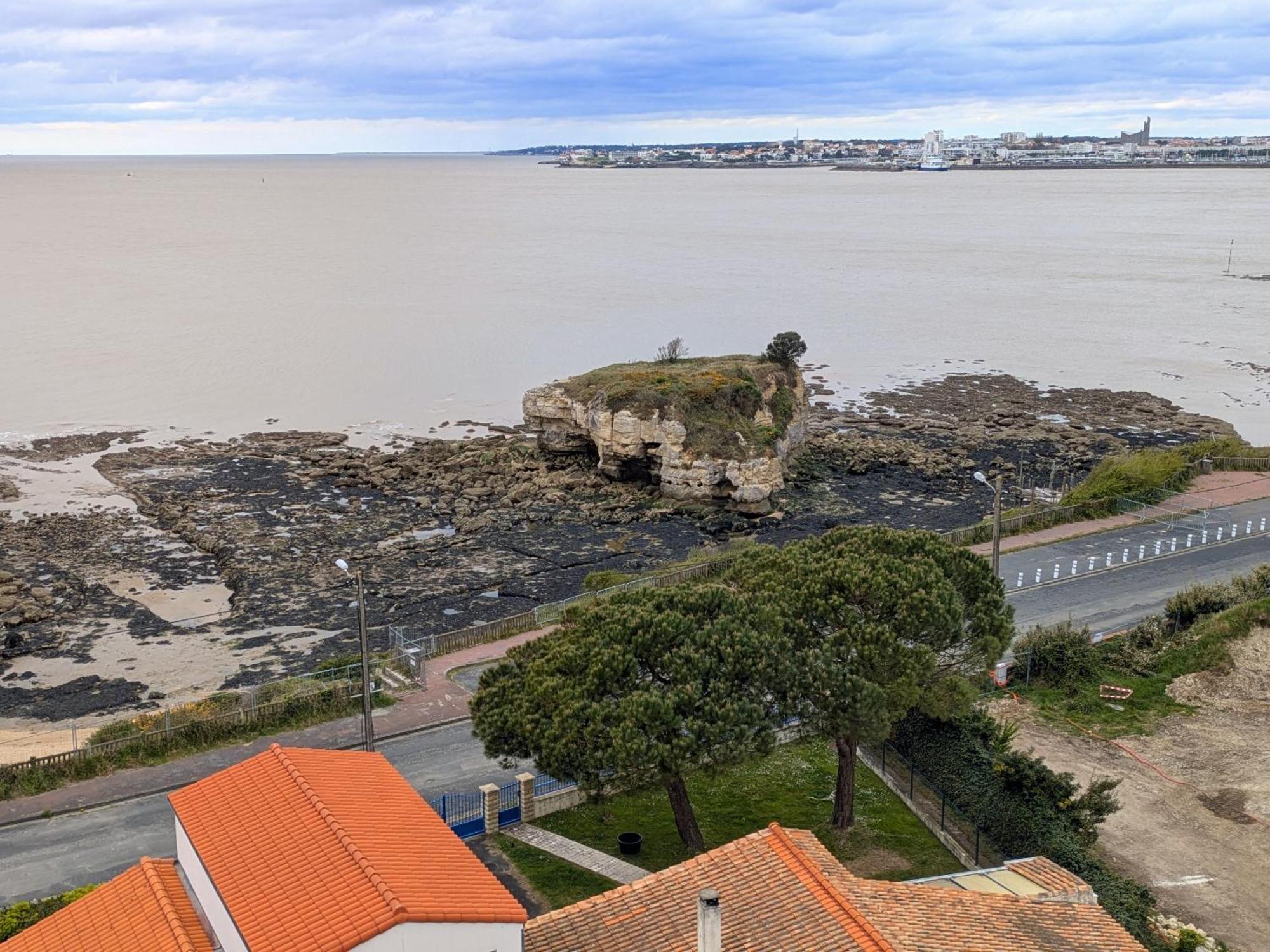 Appartement Vue Mer 180Deg Saint-Georges-de-Didonne Eksteriør billede